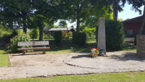 Mehr über den Artikel erfahren Das Kriegerdenkmal ist wieder schön